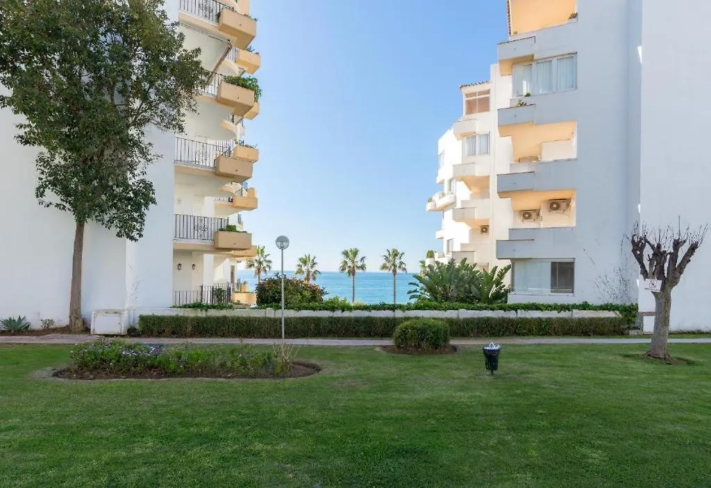 Appartement In Front Of Sea & Center à Marbellac